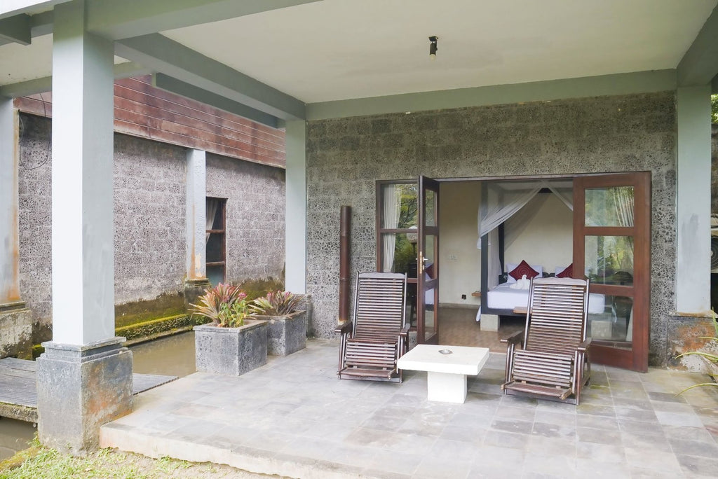 Jungle Dorm - Bali Fire Dance Retreat 2027