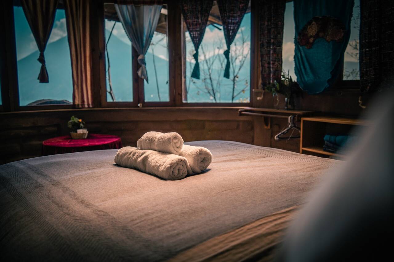 KING ROOM  - GuateFlow Gathering 2026 Deposit